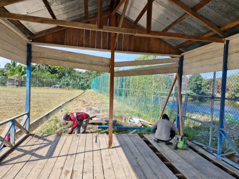 Rehab Tribun Lapangan Bola 2025